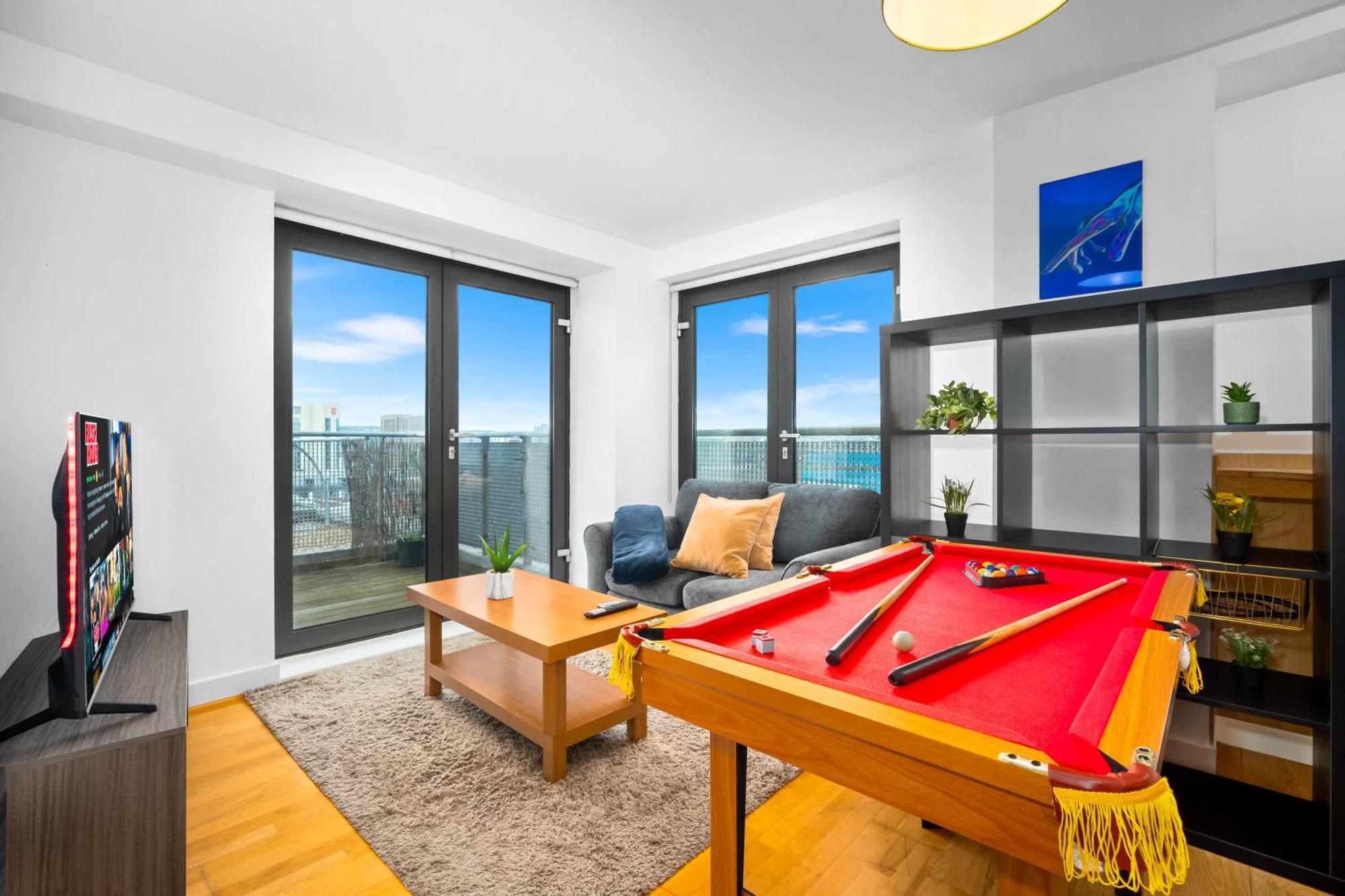 שפילד Central Flat Pool Table Balcony מראה חיצוני תמונה